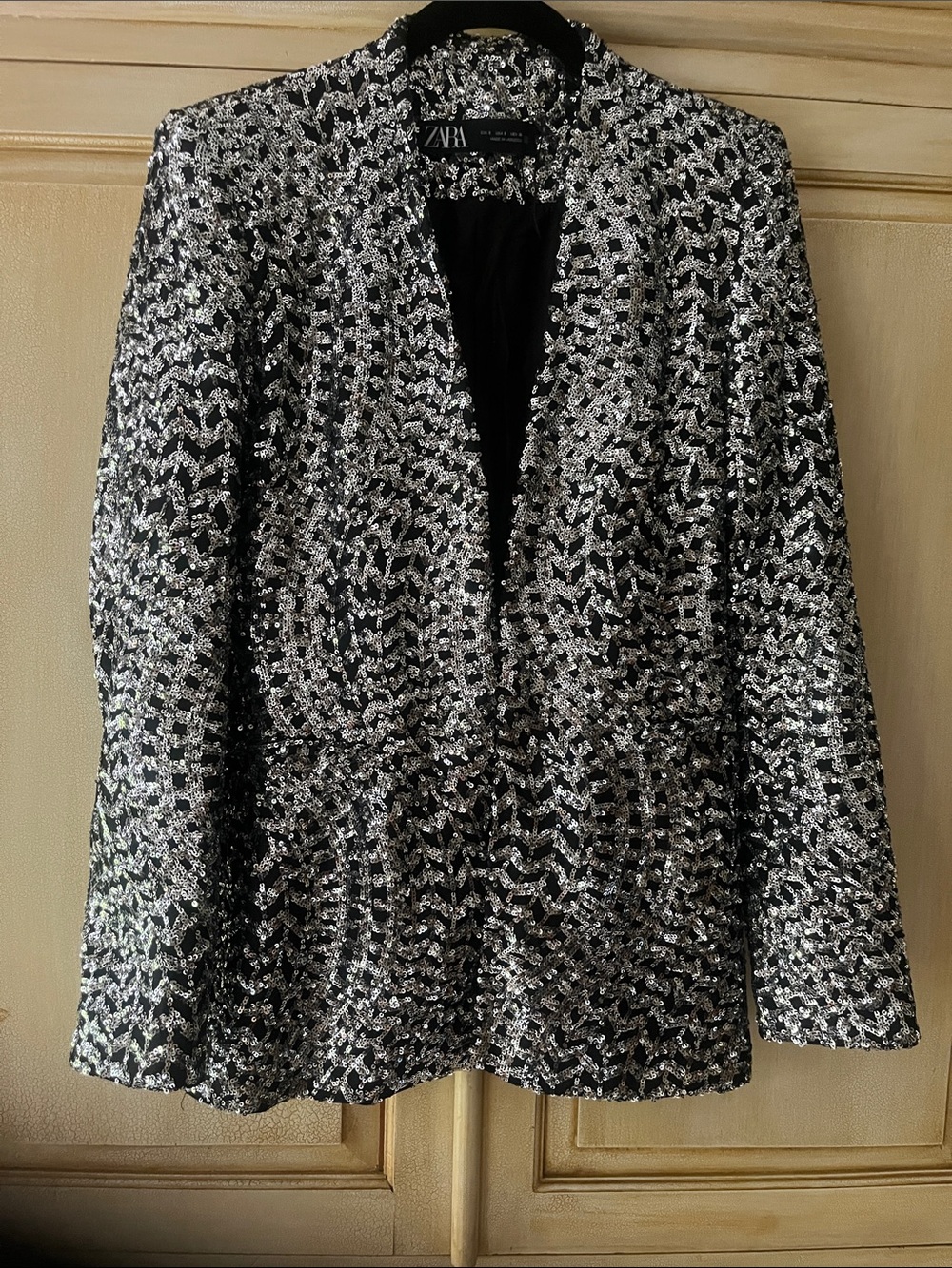 ZARA Blazer with Silver Sequin Pattern-size small-New without tag